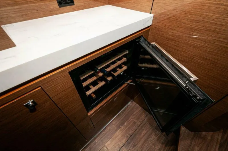 Slide: The Image of 2020 Cruisers Yachts- HARPER BELL-  Wine Cooler - 4749394