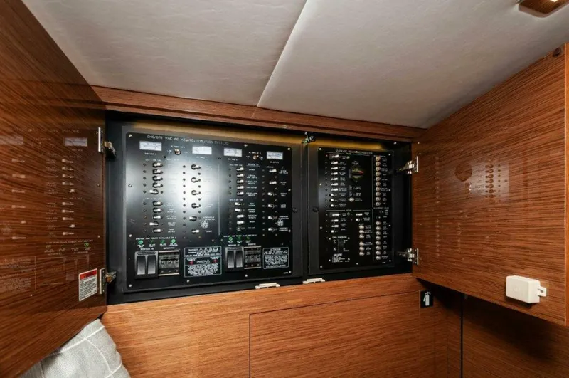 Slide: The Image of 2020 Cruisers Yachts- HARPER BELL- Breakers - 4749323