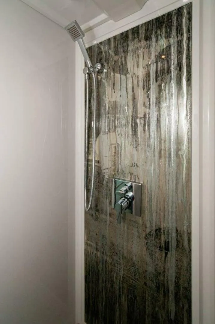 Slide: The Image of 2020 Cruisers Yachts- HARPER BELL- Shower - 4749384