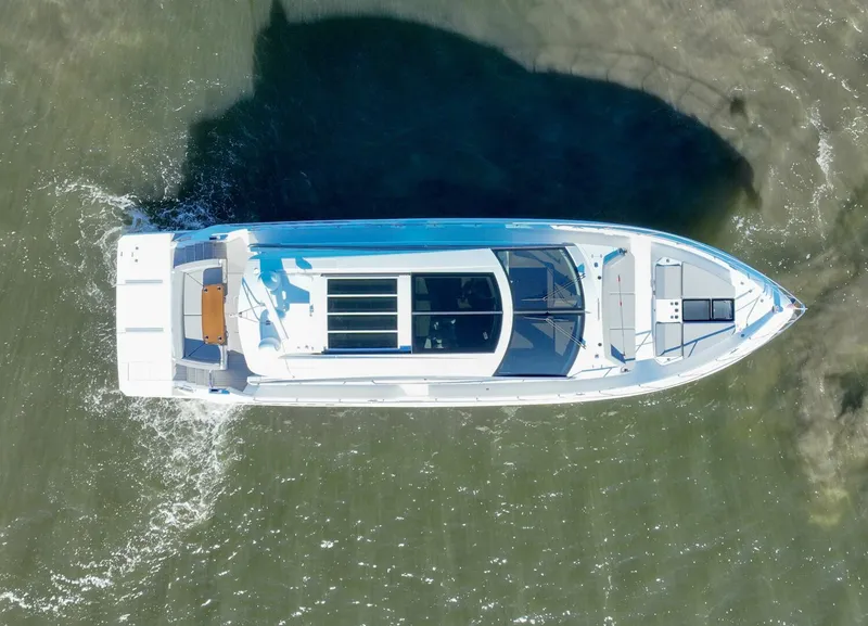 Slide: The Image of 2020 Cruisers Yachts- HARPER BELL-  - 4749343