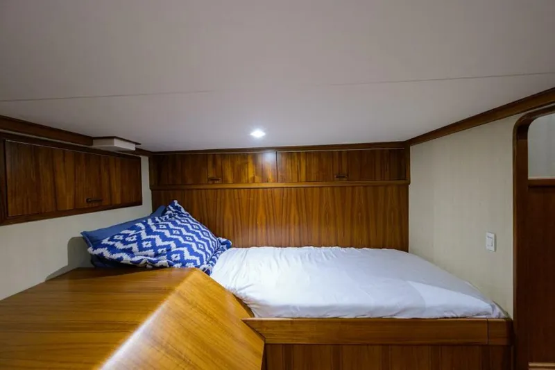 Slide: The Image of Aft Stateroom Starboard Berth (pre TV) - 4681217