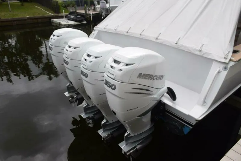 Slide: The Image of Transom With Cockpit Fly Cover - 4681233