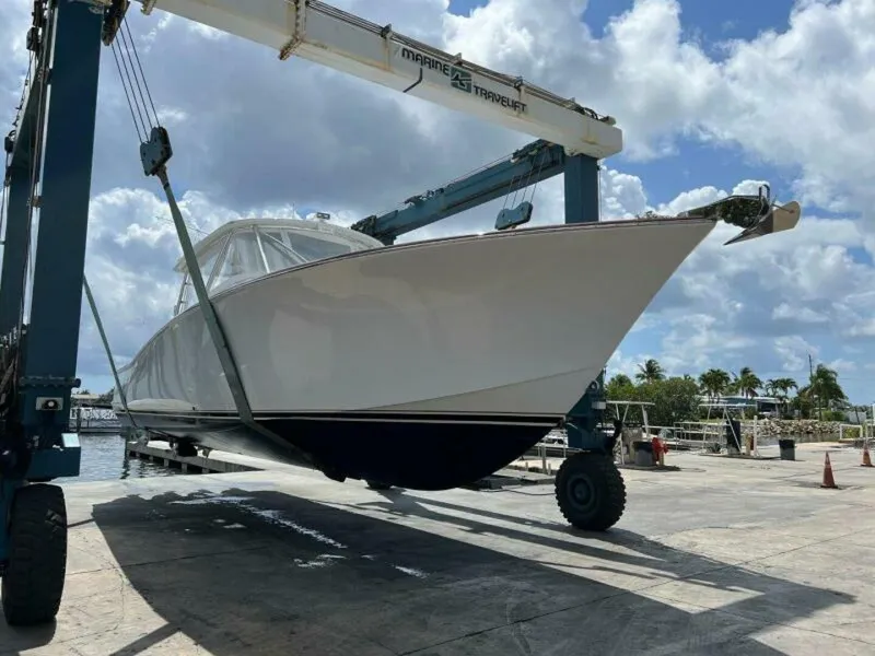 Slide: The Image of Hull Side At Haulout - 4681235