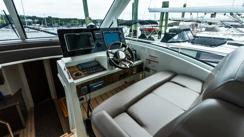 Slide: The Image of Cruisers 48 Cantius 2013 - 5683900