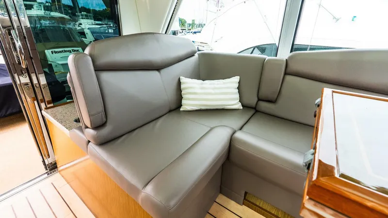 Slide: The Image of Cruisers Yachts 48 Cantius 2013 - 5683909