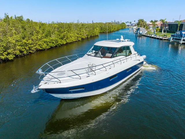 Slide: The Image of Cruisers Yachts 48 Cantius 2013 - 80