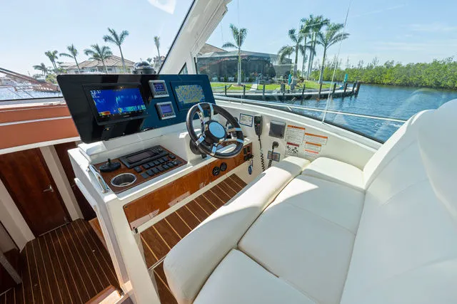 Slide: The Image of Cruisers Yachts 48 Cantius 2013 - 90