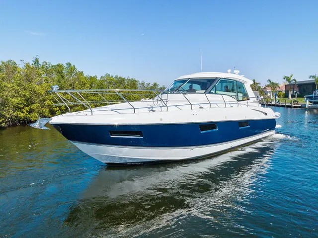 Slide: The Image of Cruisers Yachts 48 Cantius 2013 - 92