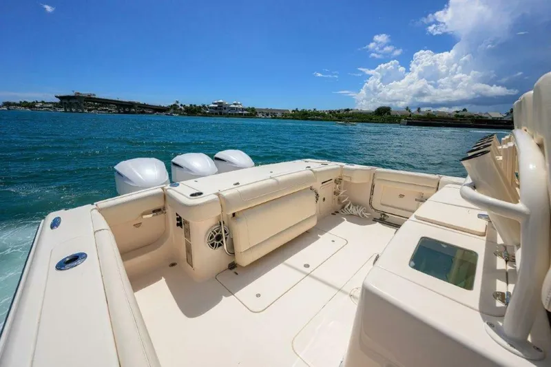 Slide: The Image of Grady-White 33 Reel Chaos - Cockpit 2020 Grady-White 33 Reel Chaos - 4682440