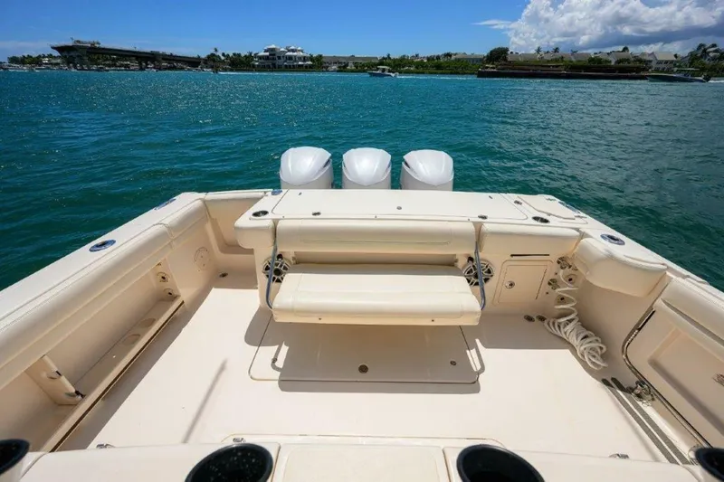 Slide: The Image of Grady-White 33 Reel Chaos - Cockpit 2020 Grady-White 33 Reel Chaos - 4682442