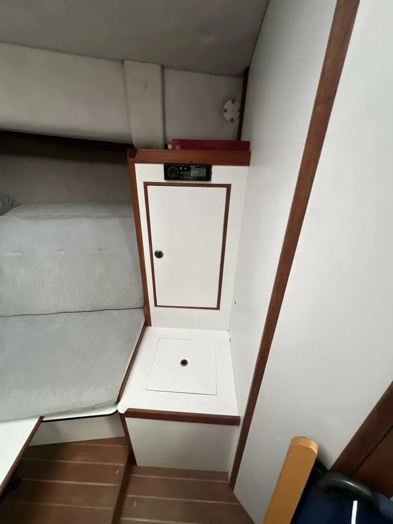 Slide: The Image of Black Watch 33 1993 - 4731866