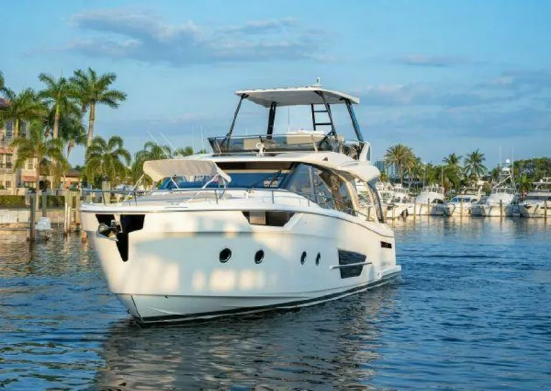 Slide: The Image of Greenline 45 Fly 2023 - 4687484