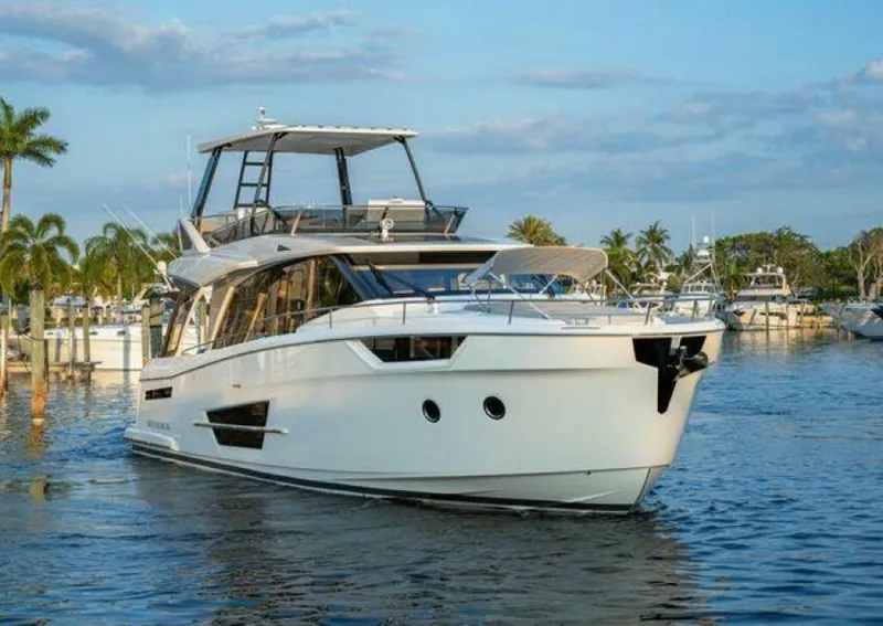 Slide: The Image of Greenline 45 Fly 2023 - 4687488