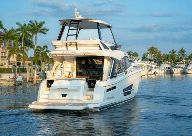 Slide: The Image of Greenline 45 Fly 2023 - 4687493