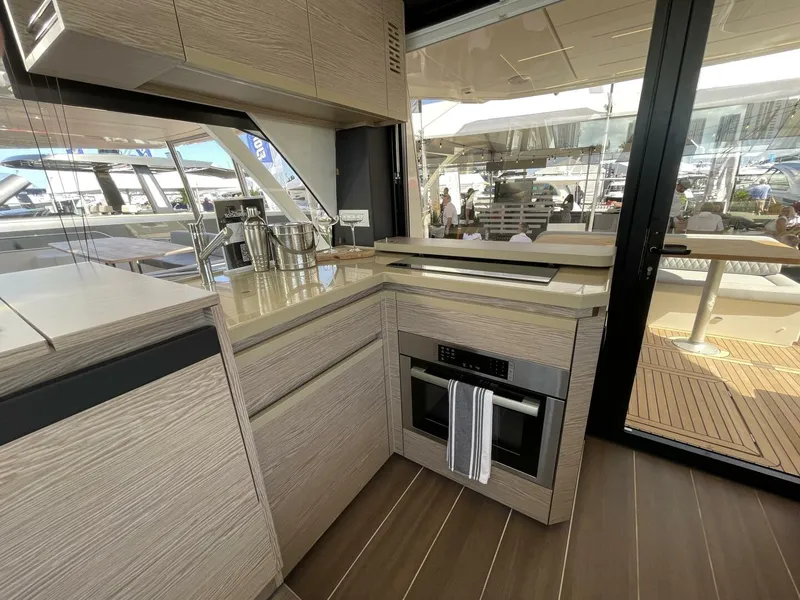 Slide: The Image of Greenline 45 Fly 2023 - 5402634