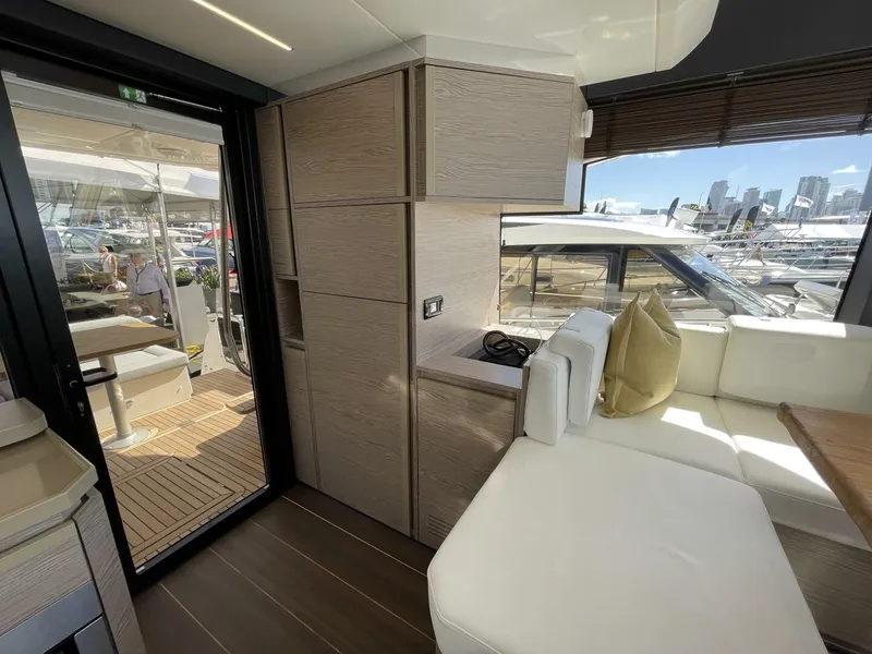 Slide: The Image of Greenline 45 Fly 2023 - 5402635