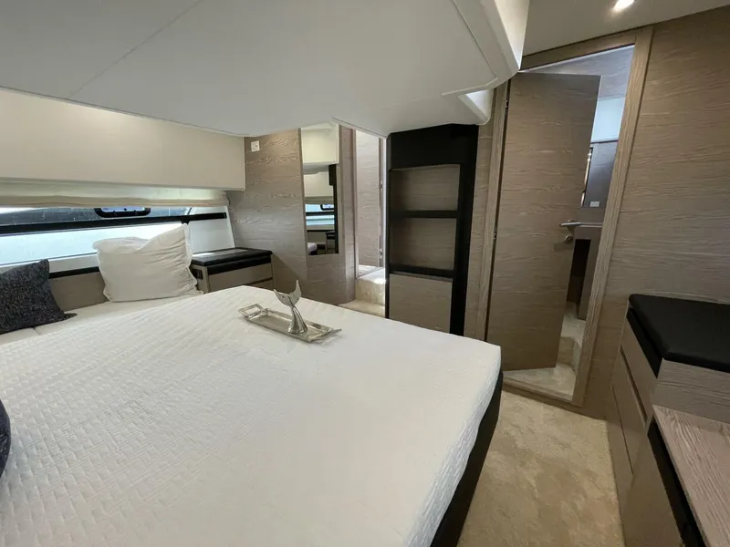 Slide: The Image of Greenline 45 Fly 2023 - 5402655