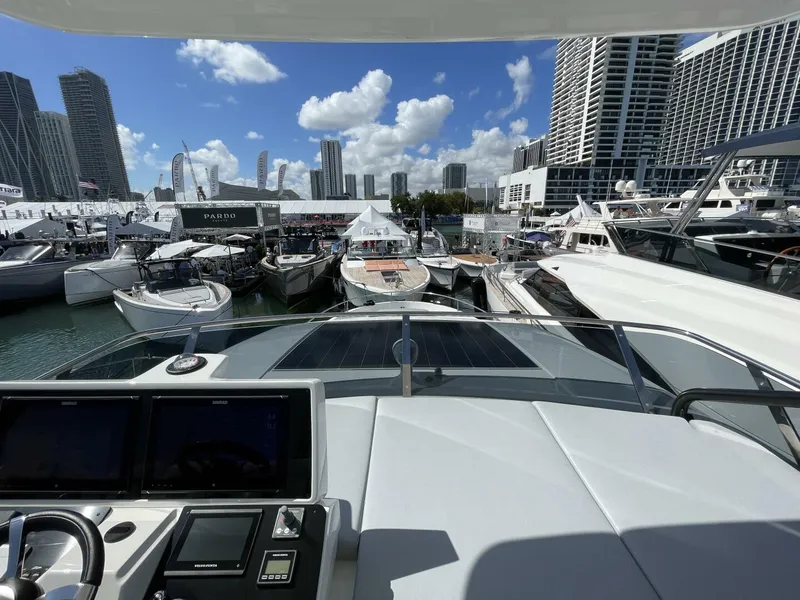 Slide: The Image of Greenline 45 Fly 2023 - 5402668