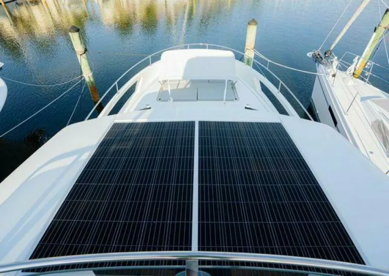 Slide: The Image of Greenline 45 Fly 2023 - 4687445