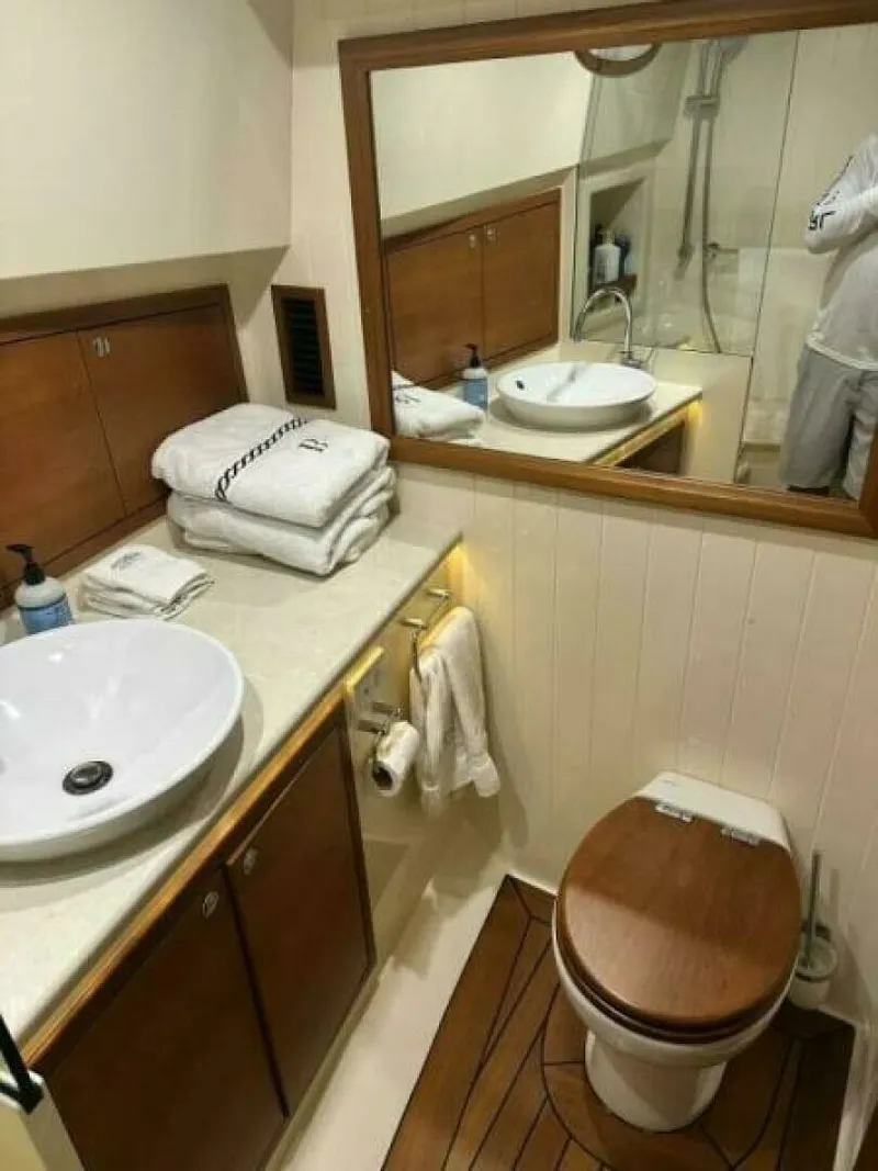 Slide: The Image of Palm Beach PB42 2017 - 5616025