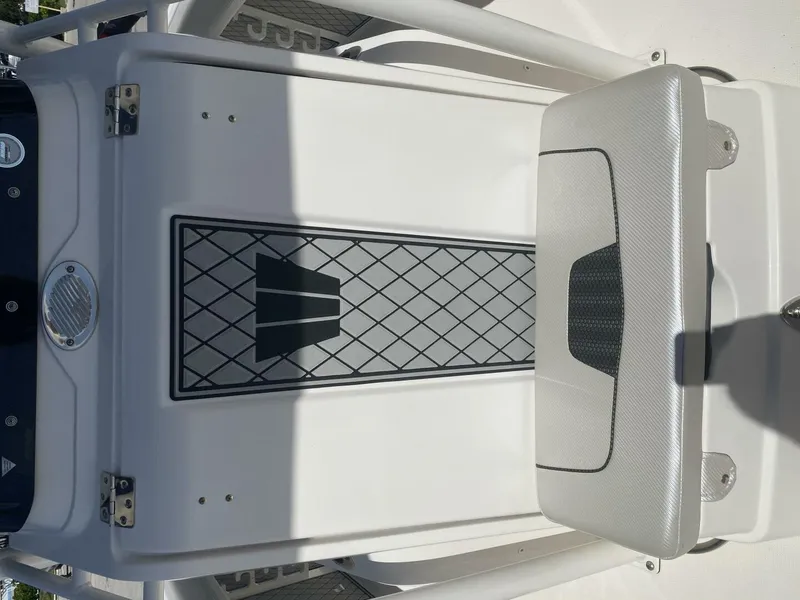 Slide: The Image of Wellcraft 24 2019 - 4687848