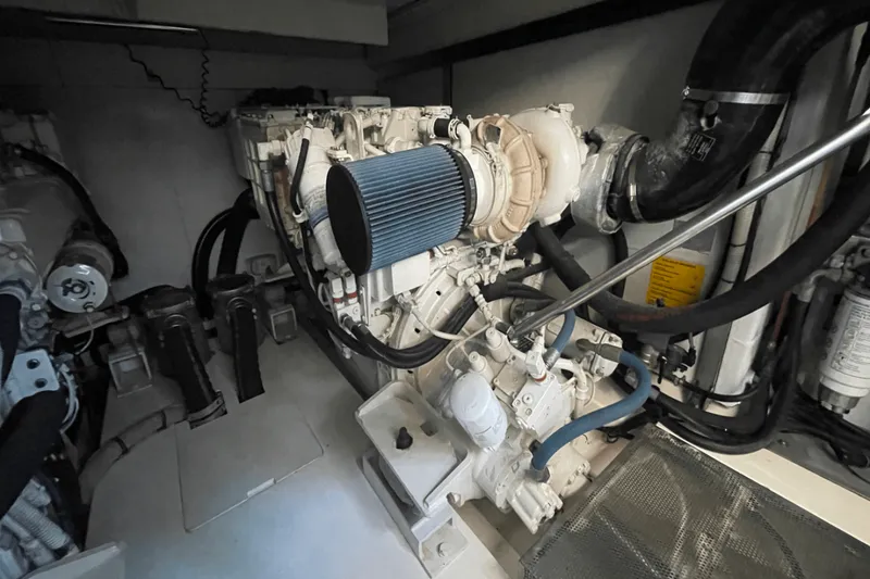 Slide: The Image of Azimut 58 FLY 2012 - 4963571