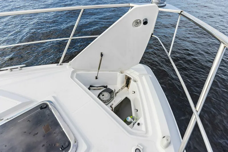 Slide: The Image of 2015 Cruisers 390 EC 'Blue Runner' - 4687975