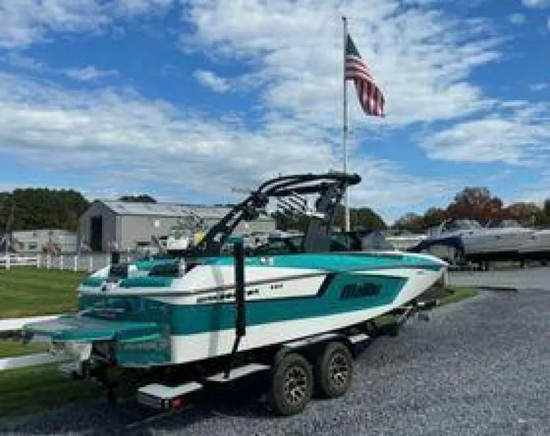 Slide: The Image of Malibu 32 MXZ 2020 - 4689233