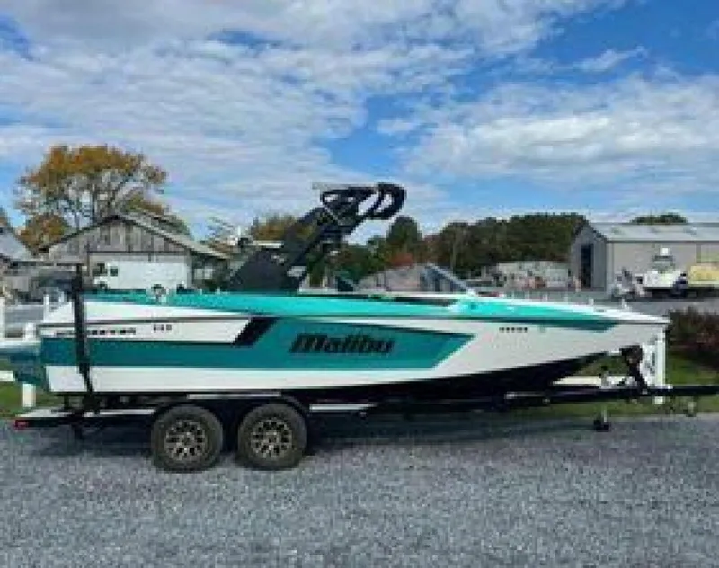 Slide: The Image of Malibu 32 MXZ 2020 - 4689200