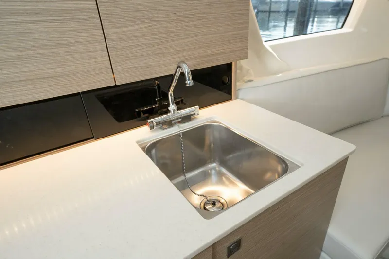 Slide: The Image of Jeanneau Leader 9.0WA S2 2024 - 4691634