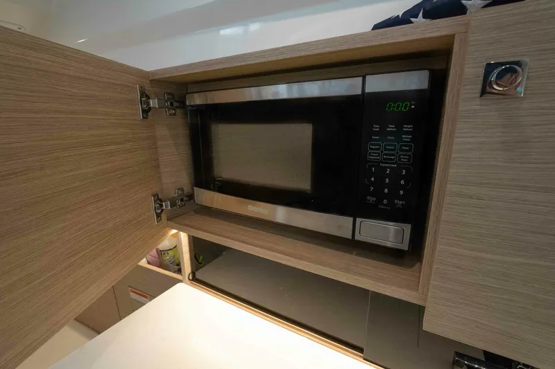 Slide: The Image of Jeanneau Leader 9.0WA S2 2024 - 4691635