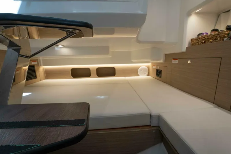 Slide: The Image of Jeanneau Leader 9.0WA S2 2024 - 4691647