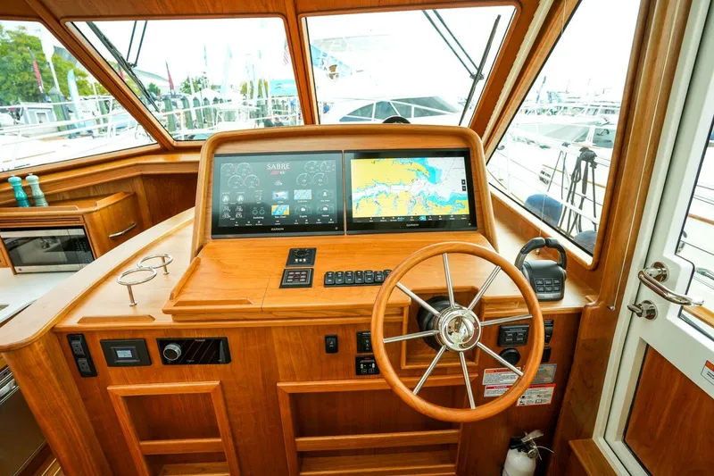 Slide: The Image of Sabre 45 Salon Express 2027 - 4722838