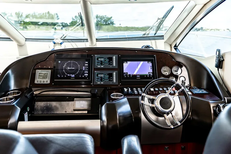 Slide: The Image of Sunseeker Predator 2010 - 4692696