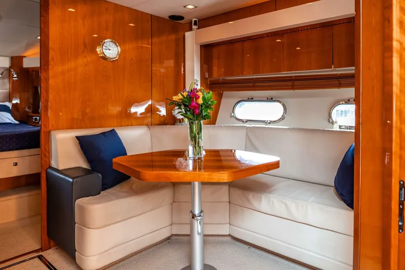 Slide: The Image of Sunseeker Predator 2010 - 4692344