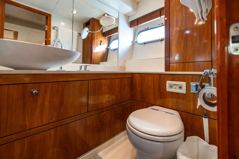 Slide: The Image of Sunseeker Predator 2010 - 4692369