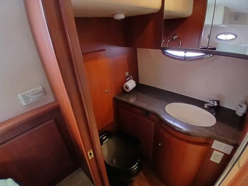 Slide: The Image of Silverton 35 Motor Yacht 2006 - 4725580