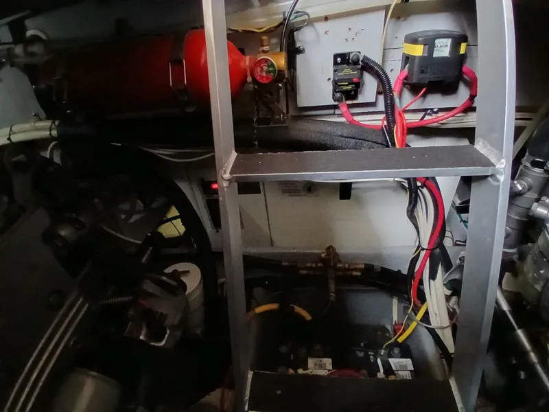 Slide: The Image of Silverton 35 Motor Yacht 2006 - 4725623