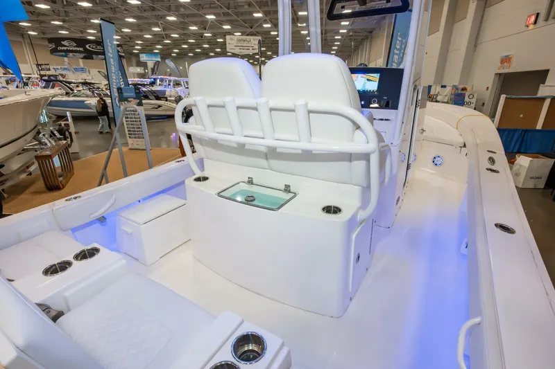 Slide: The Image of 2025 Regulator 26XO 02 - 5912232