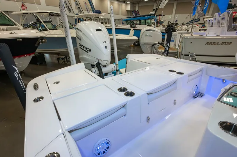 Slide: The Image of 2025 Regulator 26XO 05 - 5912236