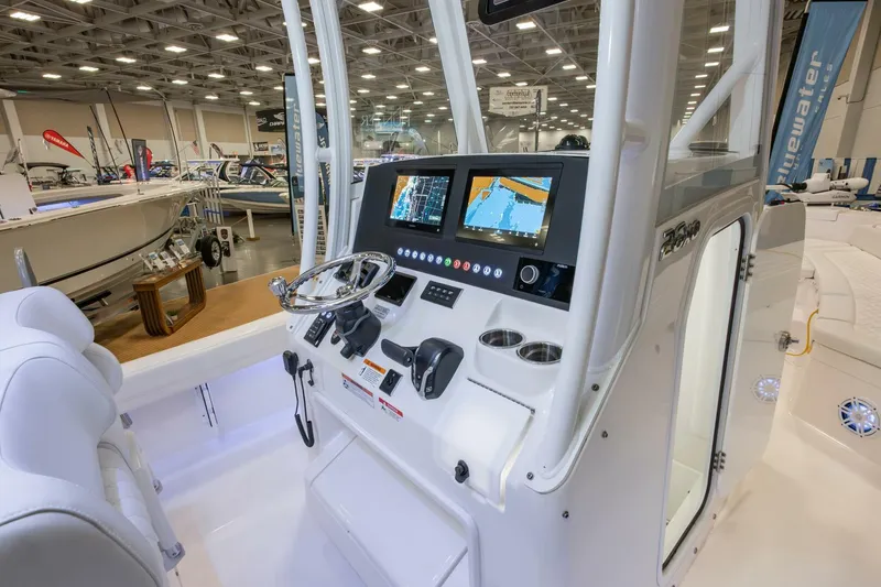 Slide: The Image of 2025 Regulator 26XO 08 - 5912239