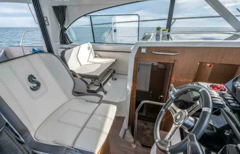 Slide: The Image of Beneteau Antares 11 2026 - 4693273