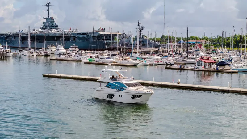 Slide: The Image of Absolute 50 Flybridge 2017 - 5409691