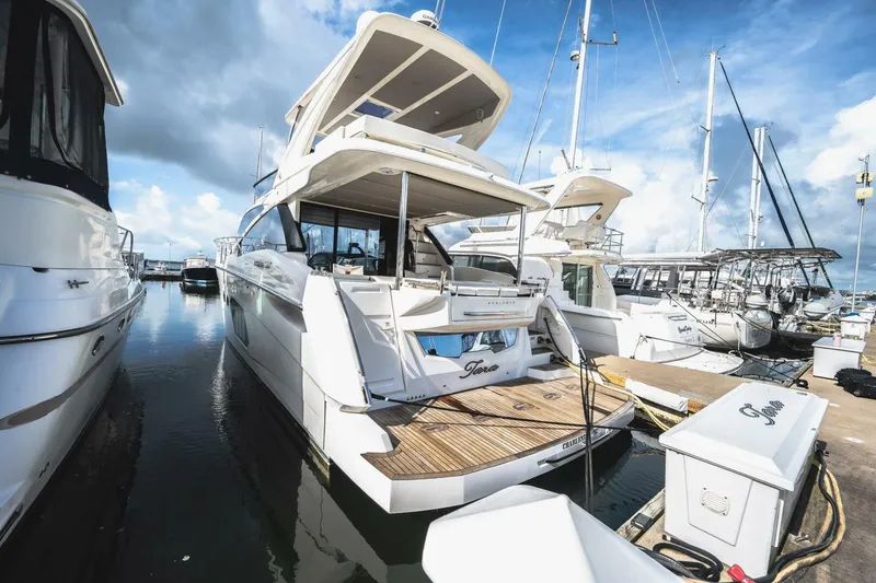 Slide: The Image of Absolute 50 Flybridge 2017 - 5409695