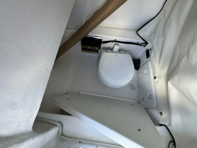 Slide: The Image of Sea Fox 248 Commander 2025 - 4819409