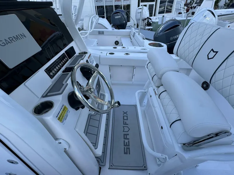 Slide: The Image of Sea Fox 248 Commander 2025 - 4819412