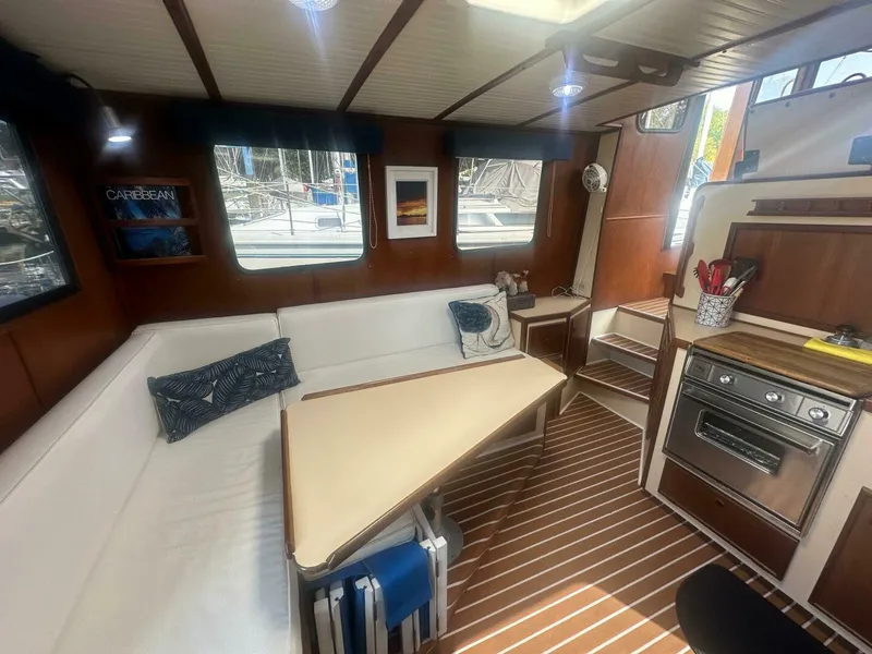 Slide: The Image of Nordic 32 1985 - 4771895