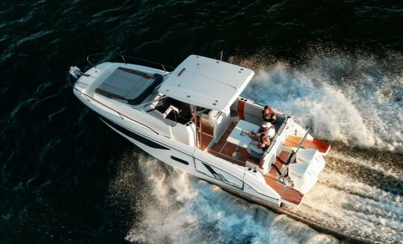 Slide: The Image of Beneteau Flyer 9 SunDeck 2025 - 4694236