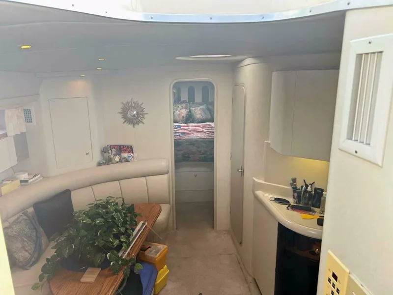 Slide: The Image of Cruisers 4270 Esprit 1997 - 4695369