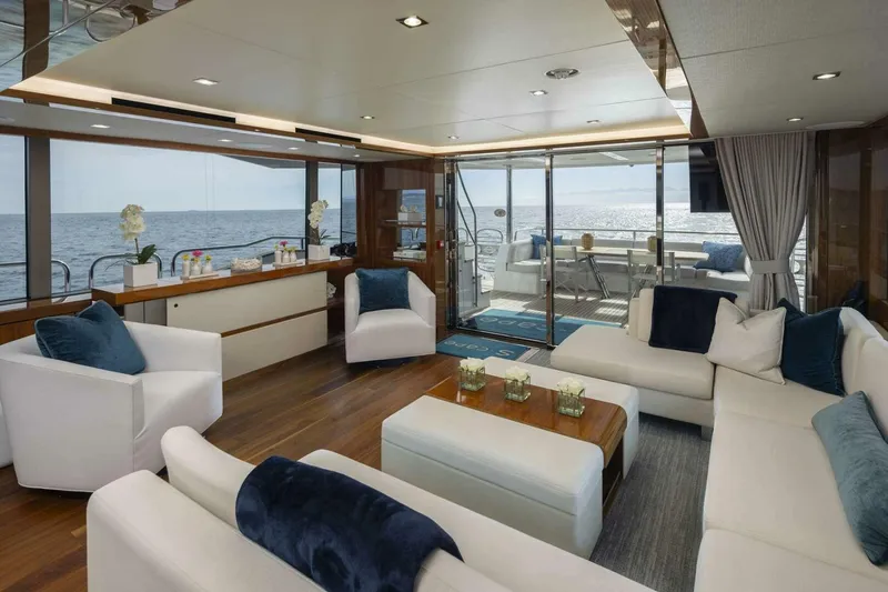 Slide: The Image of Sunseeker 95 Yacht 2017 - 4721880